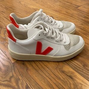 Orange and White Vejas